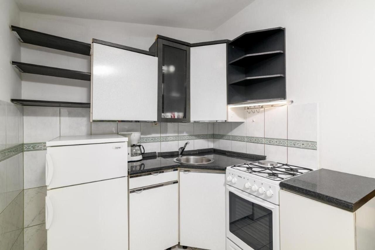 Apartments Katrina Rakalj Екстериор снимка